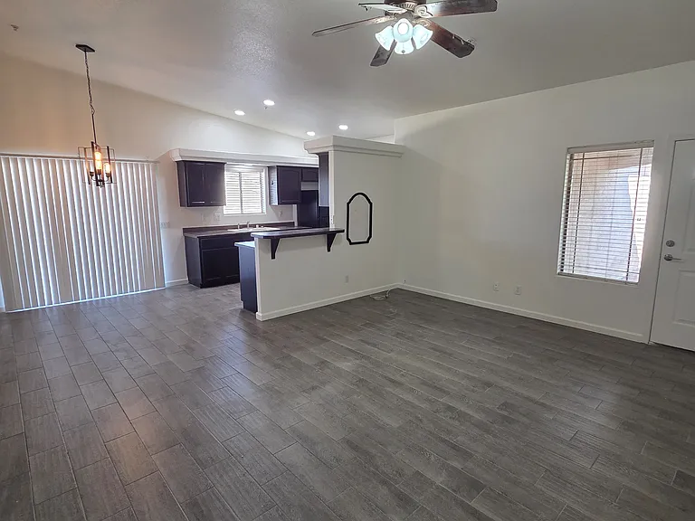 3404 Oro Grande Blvd — Photo 10