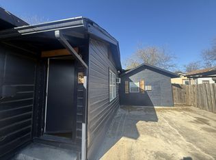 3011 W Cesar E Chavez Blvd APT 2, San Antonio, TX 78207