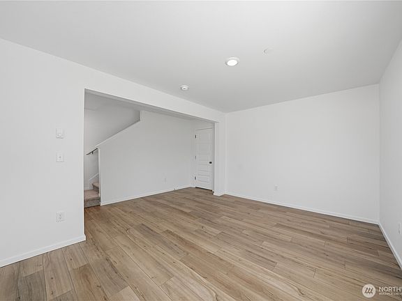 4th image of 9811 31st Avenue SE #B1