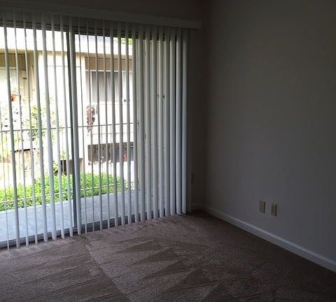 5th image of 2409 Q St APT 19