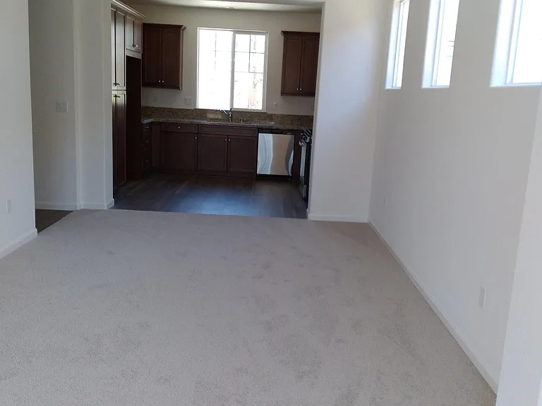 534 Serra Ct — Photo 4