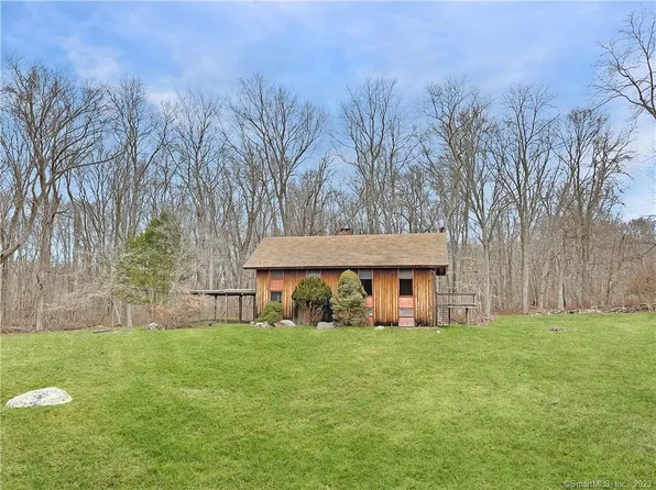 206+130 Catamount Road, Fairfield, CT 06824