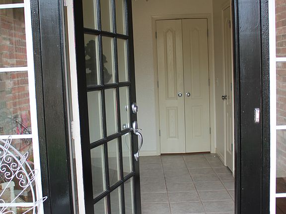 Front w/ Amazing Chandelier