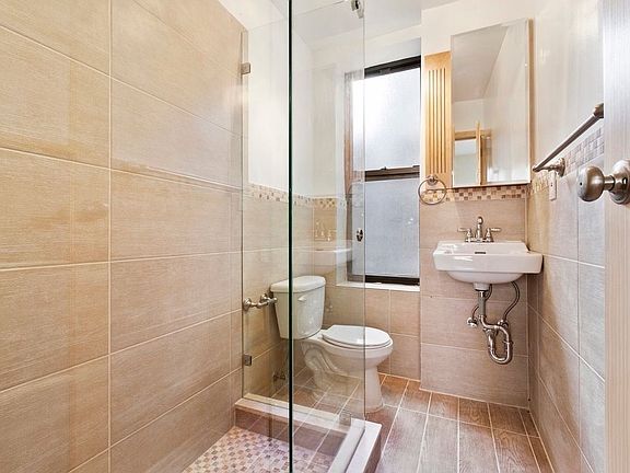 5th image of 30 Cornelia St APT 16
