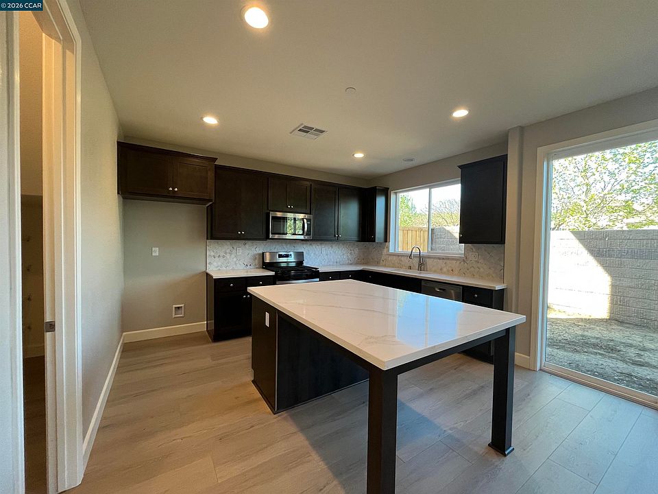Dolce.ページ 4805 Dolce Ct, Fairfield, CA 94534 | MLS #41127496 | Zillow
