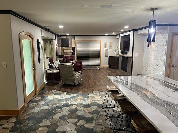 5th image of 2088 Munjor Rd
