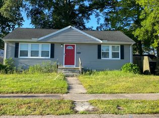 904 Avalon Ave, Chesapeake, VA 23324