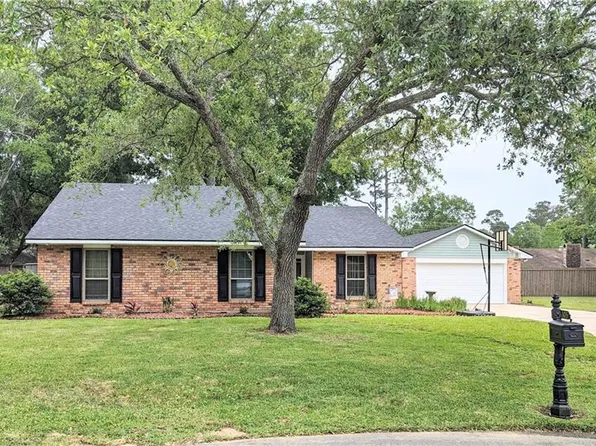 105 S Buckingham Dr, Slidell, LA 70461
