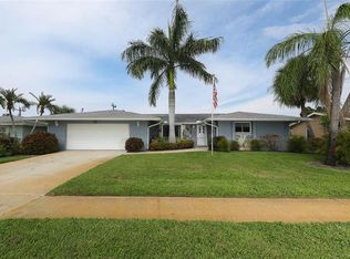 2147 Beacon Dr, Pt Charlotte, FL 33952