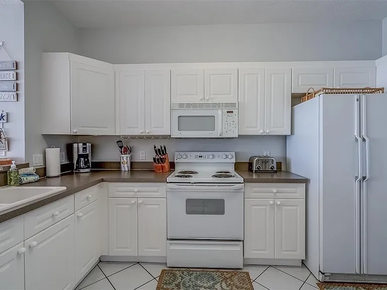 16700 Gulf Blvd #624 — Photo 7
