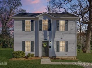 2028 Kennesaw Dr, Charlotte, NC 28216