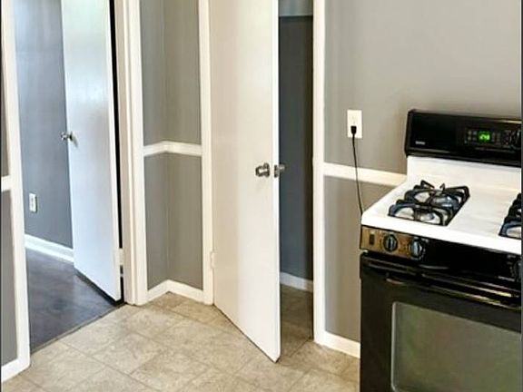 4th image of 53 Fairmount Ave Floor 1