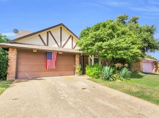 3909 Wendover Dr, Fort Worth, TX 76133