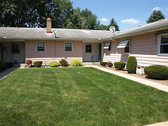 2nd image of 725 Blue Ash Dr SE