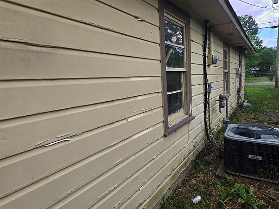 4th image of 7047 Suntan St