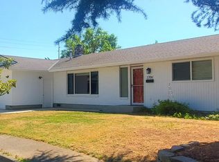 1706 Cherie Ln, Mount Vernon, WA 98274