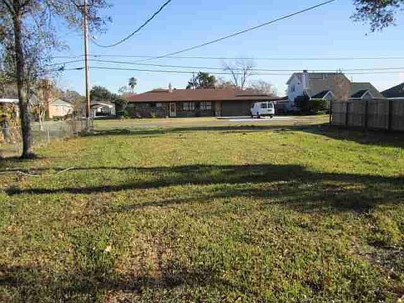 3rd image of 4448 Clermont St