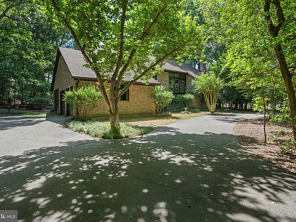 2nd image of 6140 Kerrick Dr