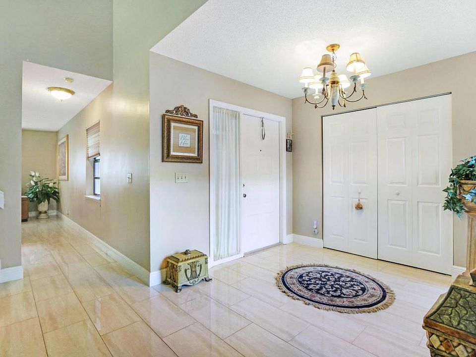 1st image of 9815 Watermill Cir APT E