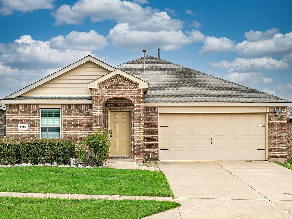 1412 Meadow Creek Dr