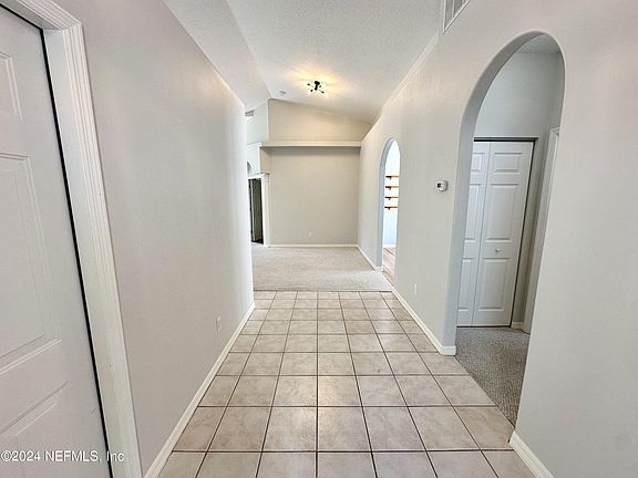 4th image of 501 BOXWOOD Place