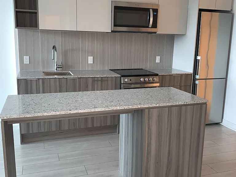 31 Tippett Rd #505 — Photo 9