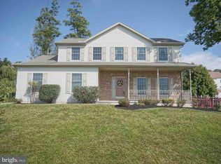 2104 Northview Ln, Harrisburg, PA 17110