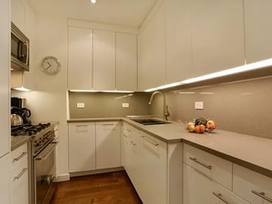 Sold by Corcoran | media 14