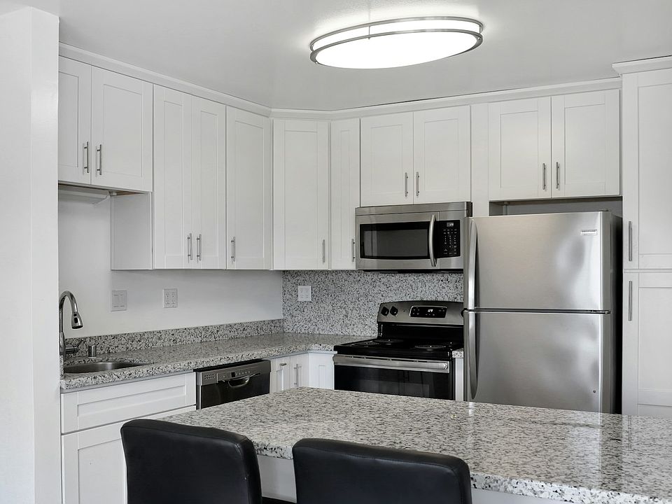 1st image of 55 Marinero Cir #301