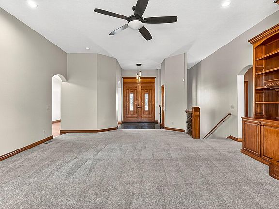 4th image of 4225 N State Highway Ab