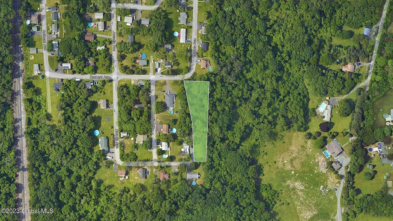 1st image of 31 Orchard Avenue
