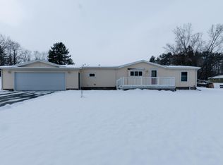 1412 Birchwood Ln, Eau Claire, WI 54703