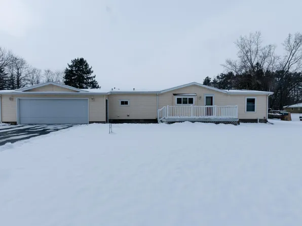 1412 Birchwood Ln, Eau Claire, WI 54703