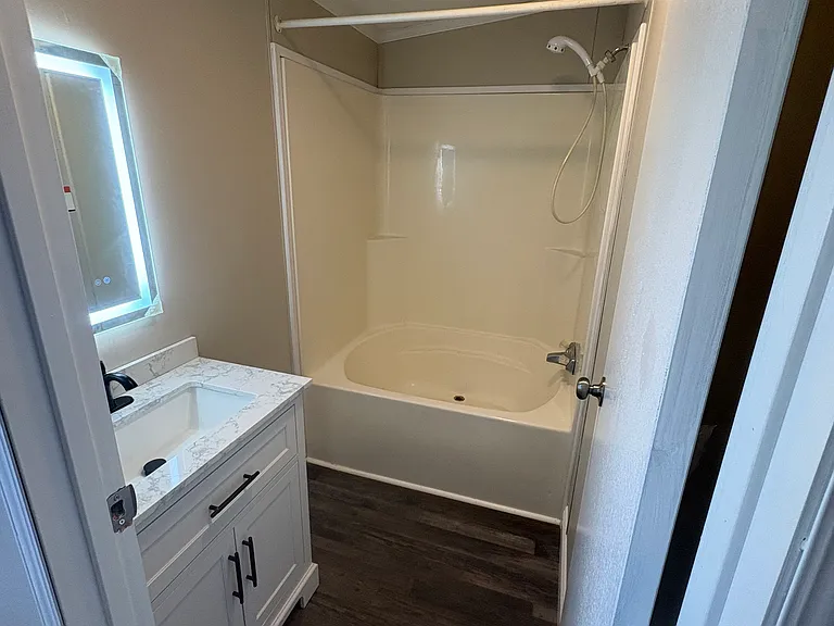 215 Brighton Hill Rd — Photo 8