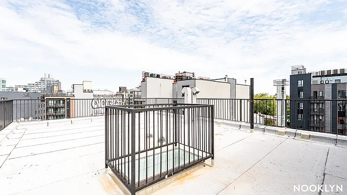 Rented by Nooklyn NYC LLC | media 24