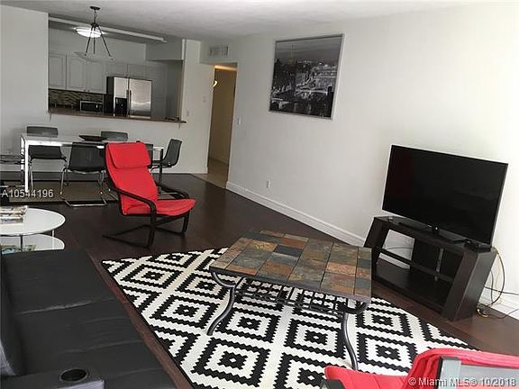 3rd image of 19380 Collins Ave #A401