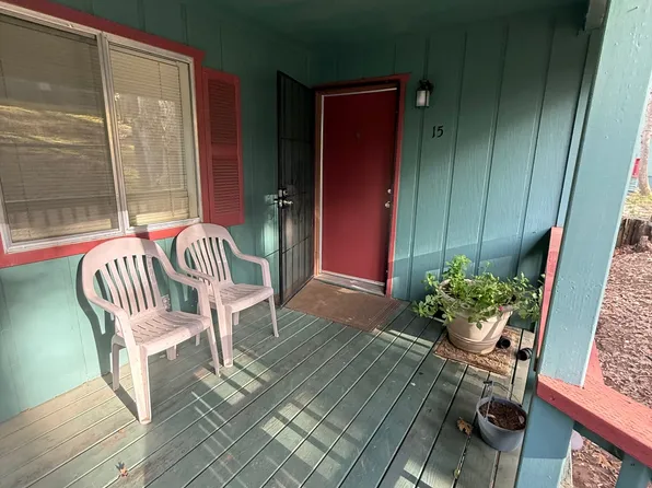 2 bed, 1.0 bath, $1,495, 13900 Ponderosa Way #15, Pine Grove, CA 95665