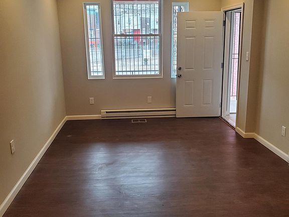 2nd image of 1523 Belfield Ave #1