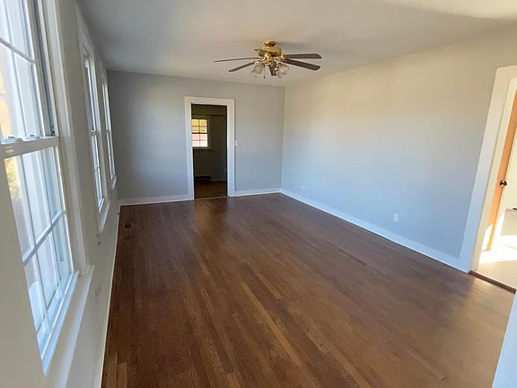 3rd image of 5704 White Oak Dr