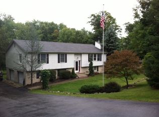 541 Old Homestead Dr, Highland Lakes, NJ 07422