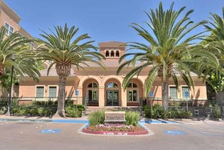 1390 Saddle Rack St #338