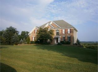 33 Cambridge Rd, Lafayette, NJ 07848