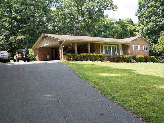 3rd image of 1213 Witherspoon Dr