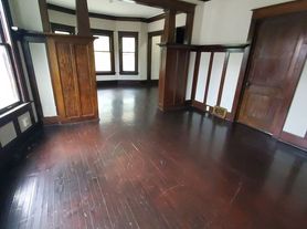 3520-3522 N 15th St. (Duplex)(Ace Property), 3522 Upper