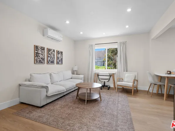 420 S Sepulveda Blvd APT 12, Los Angeles, CA 90049