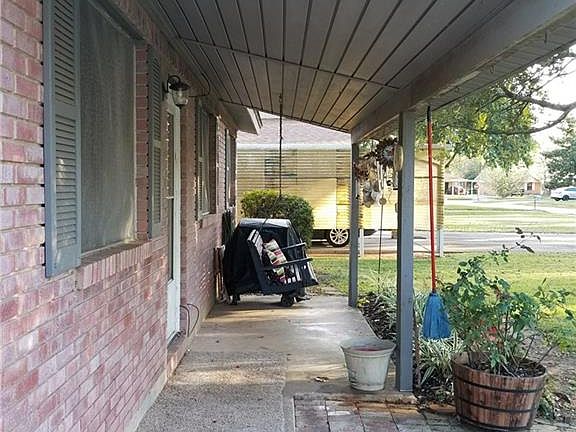 3rd image of 516 Redbird Dr