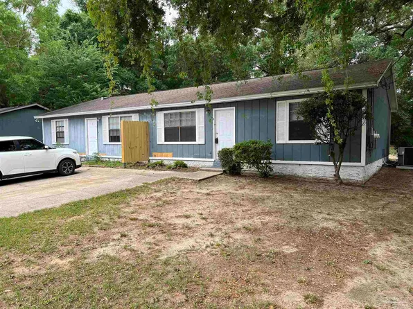 9307 Mabel St #A & B, Pensacola, FL 32514