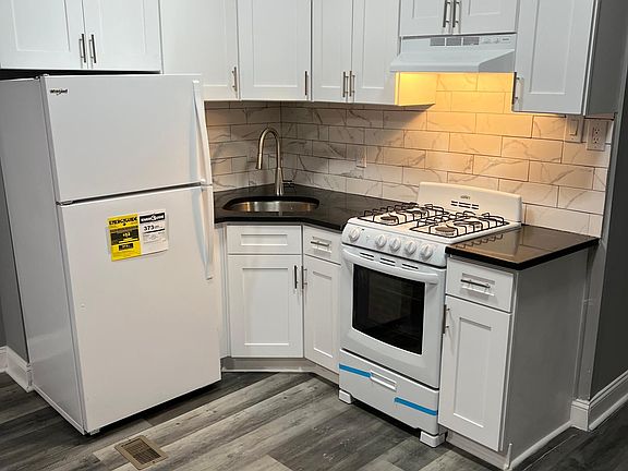 2nd image of 1225 Belmont Ave APT 1