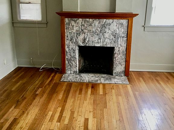 2015 Wood burning fireplace_05112023