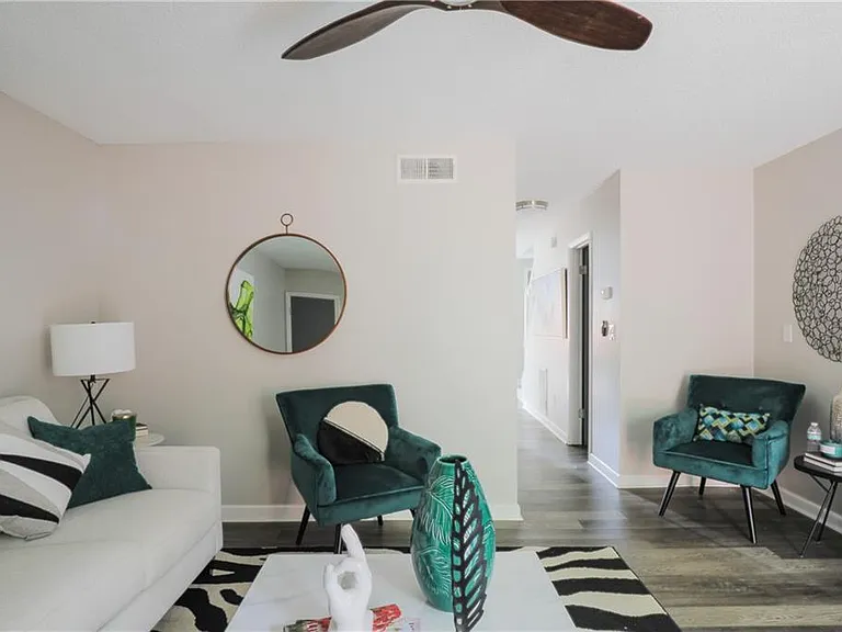 6463 Klinect Ct — Photo 25